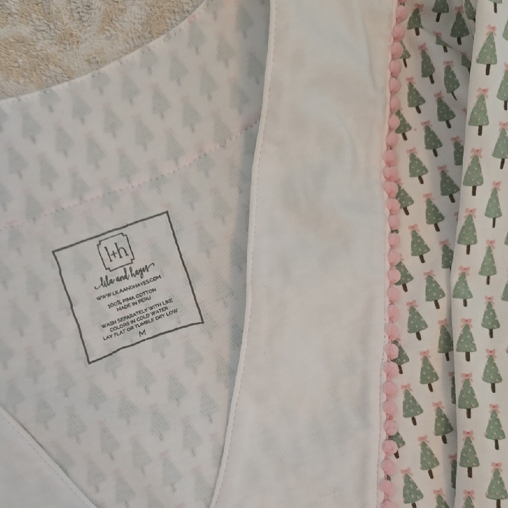 White And Green Tree Patterned Top - image 3